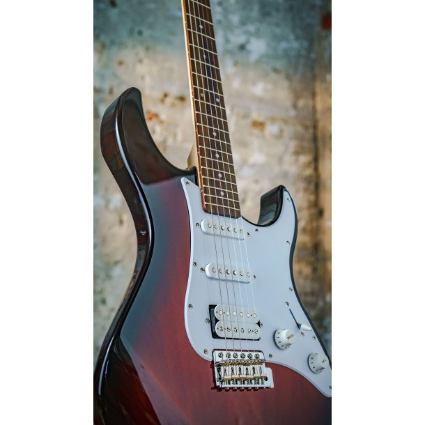 Yamaha PAC112J II Old Violin Sunburst